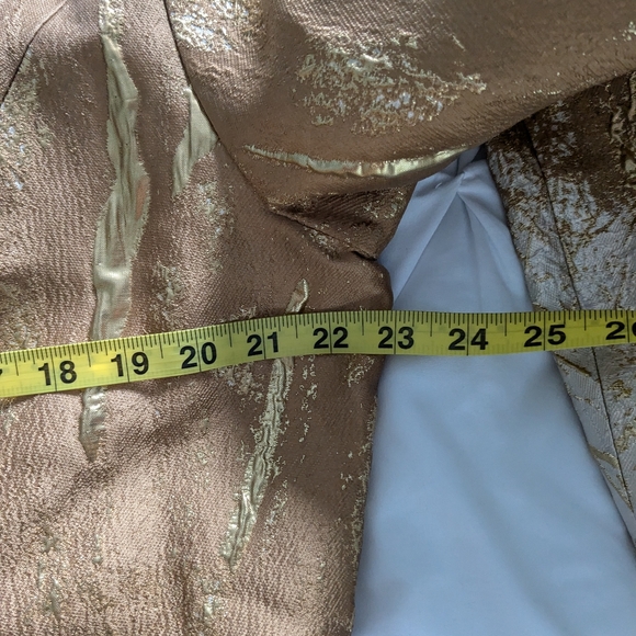 Susanna Women's sz 16 Elegant Duster Jacket Gold Swarovski Crystal Clasp New Tag - Picture 14 of 16